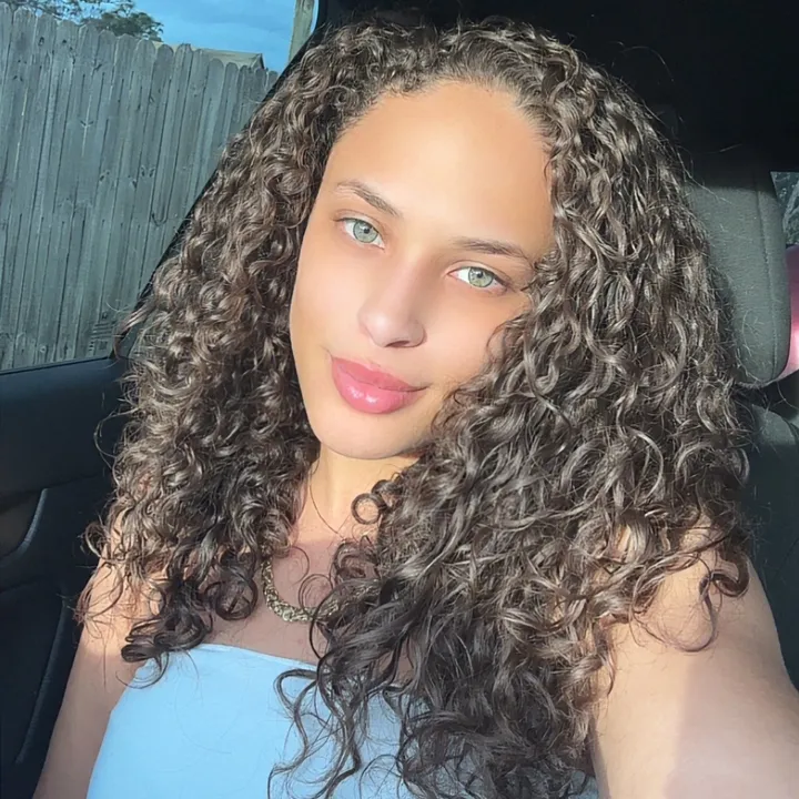 @xo.anabel