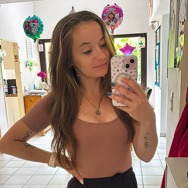 @d_a_n_i_y
