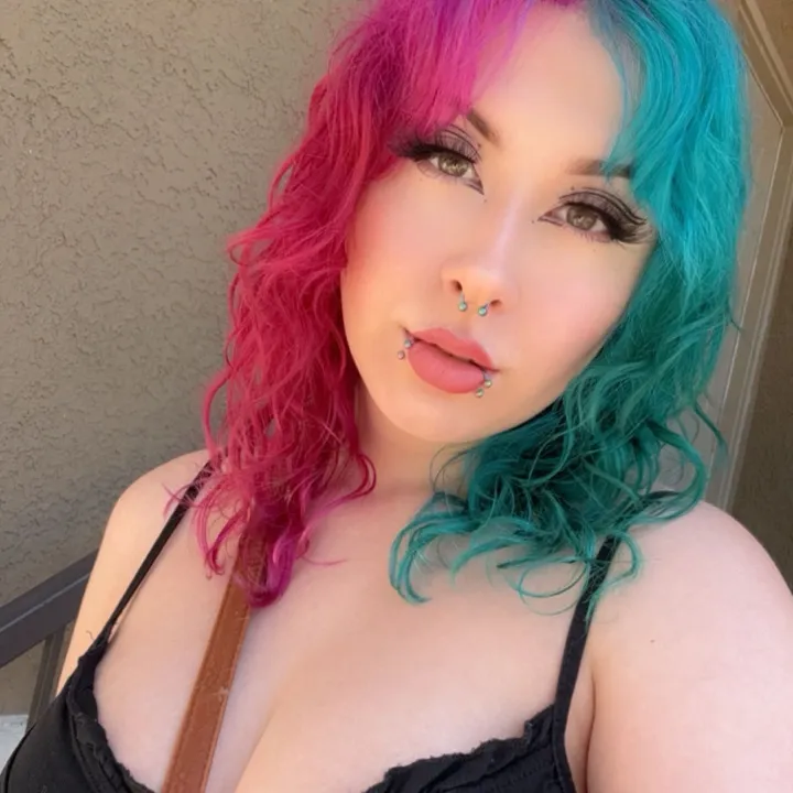 @misspeachtea18