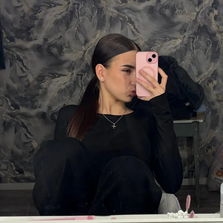 @linssika
