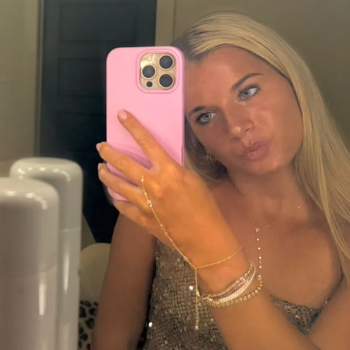 @livvv186