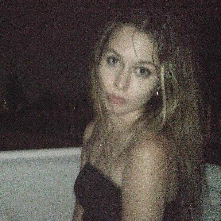 @..isabella78