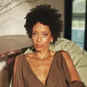 @carlycushnie