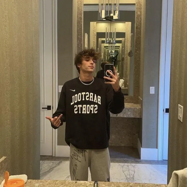 @winkjosh