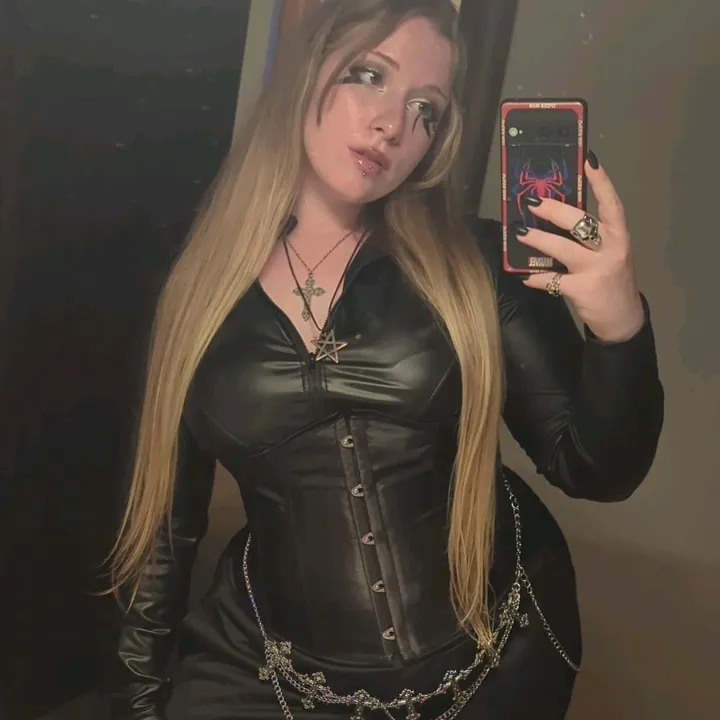 @dianadorme