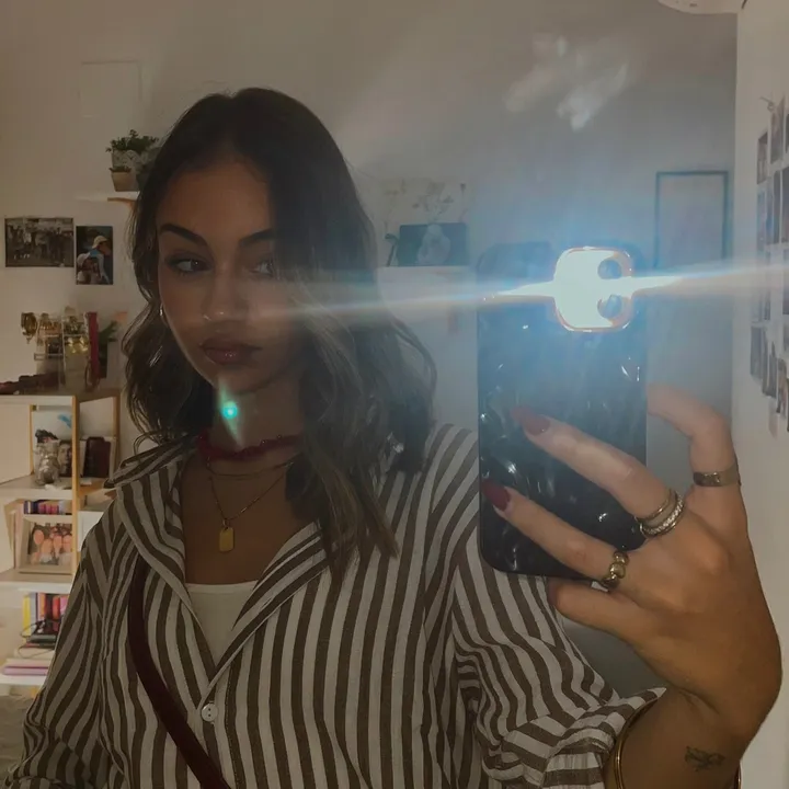 @manuelaalbala