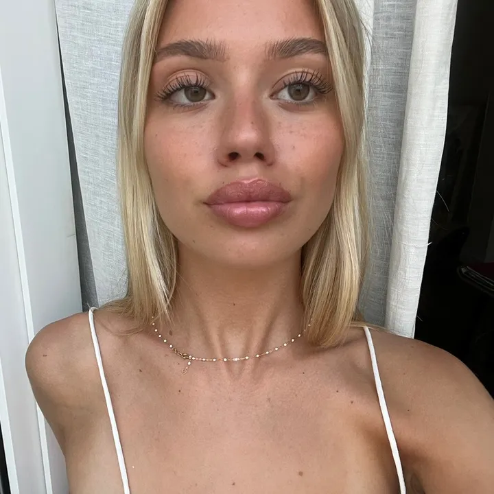 @zeliemerle