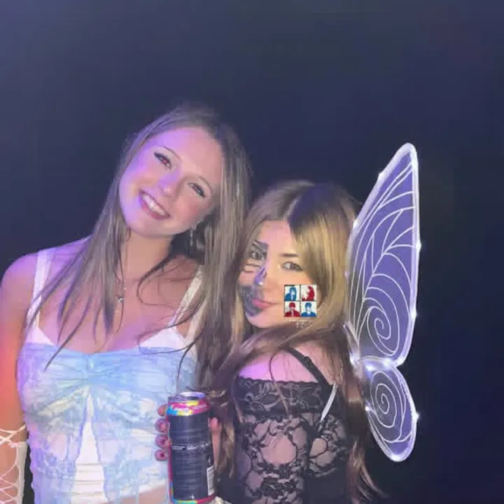 rrheanasimpsonn