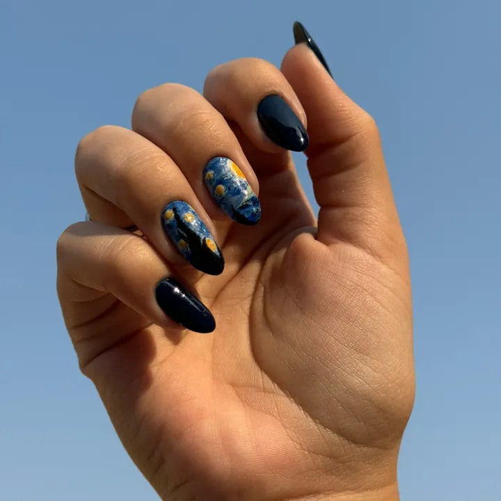 @julia_nailsart