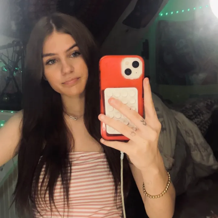 @liylarosee