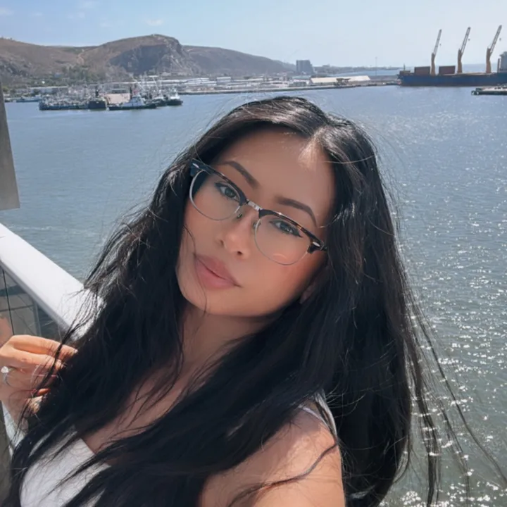 @theonlyleejin