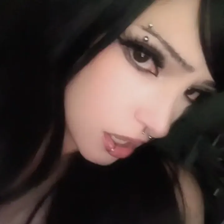 @hkquinn