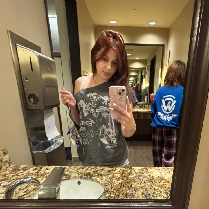@laylaysaccount