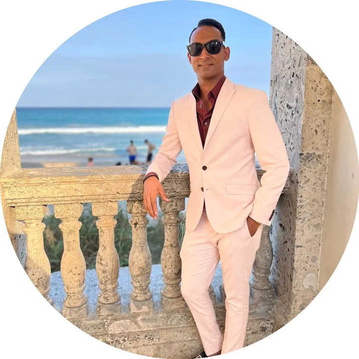 @rajivtheluxadvisor