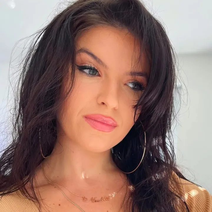 @nicoleta_moldoveanca