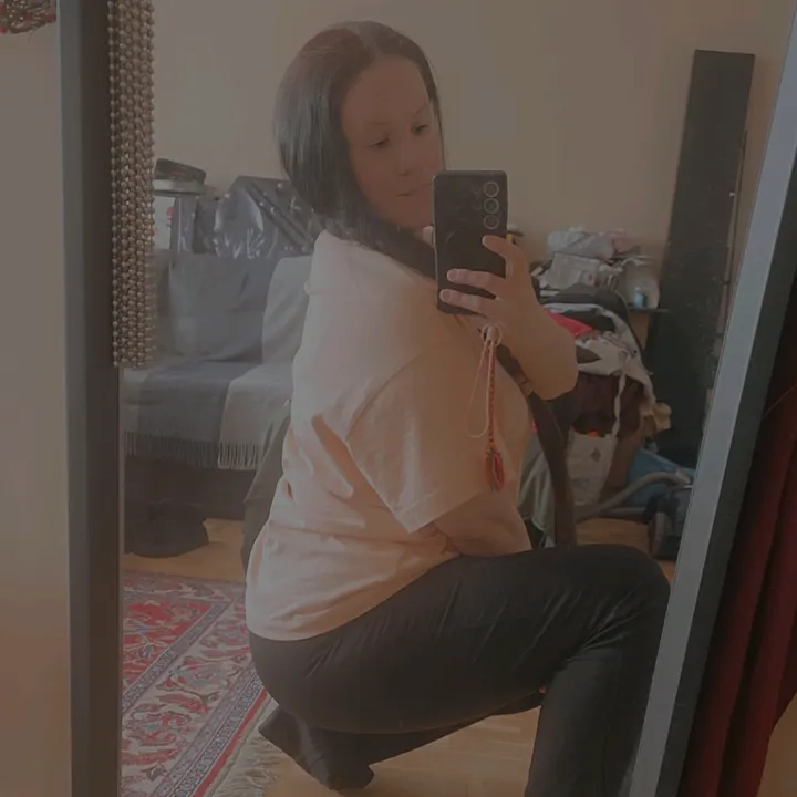 @daintydecibel