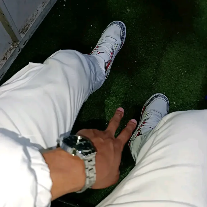 @salassalas424