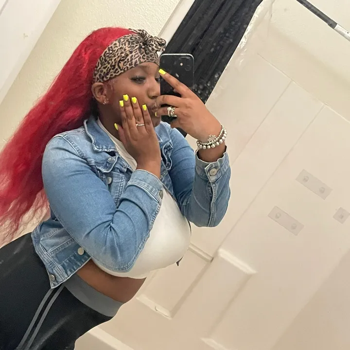 @_.itslexiiii