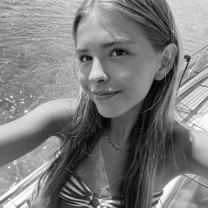@lucia_leach