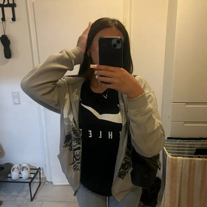 @naomii.ceo