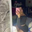 @karlyzambranoo