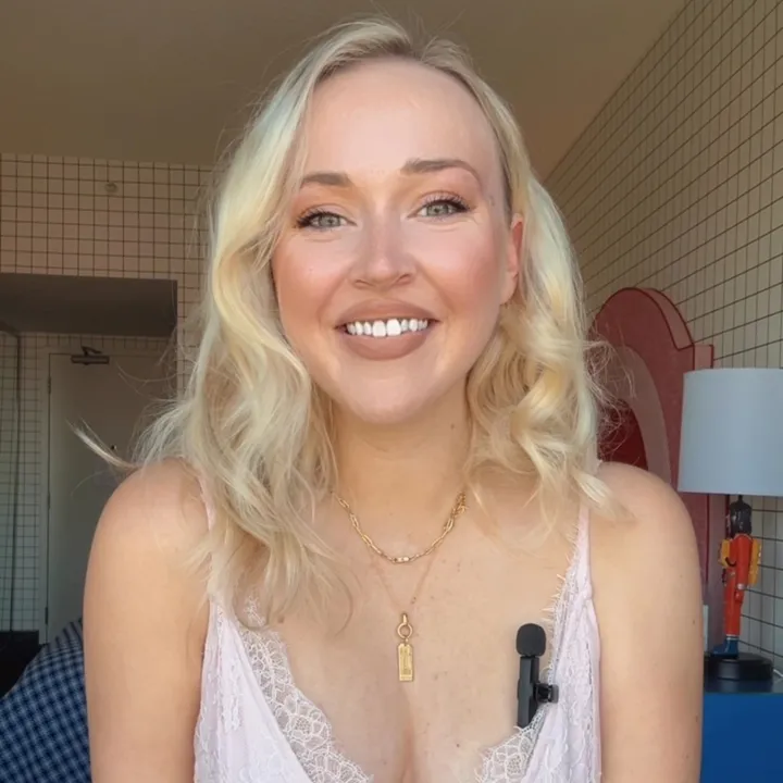 blondefixertarot