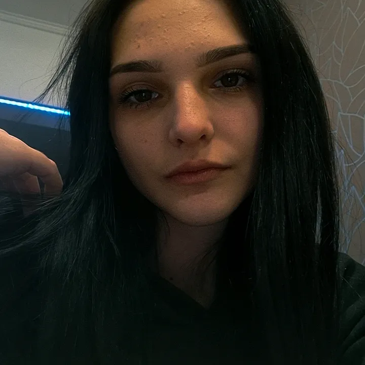 @_schuszter_alexandra_
