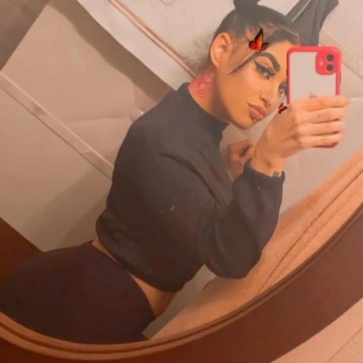 @lelaabandz