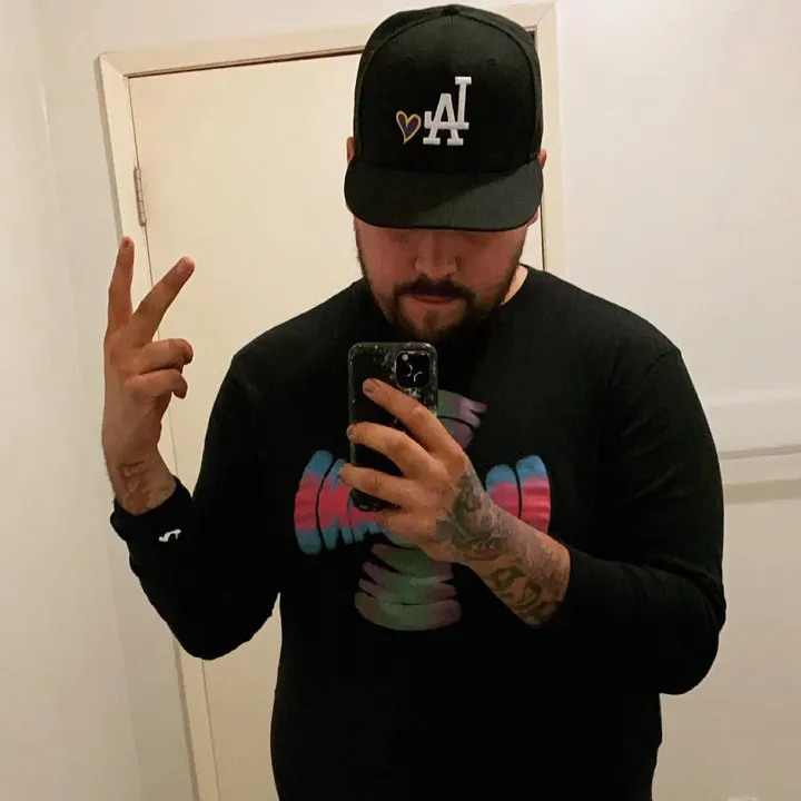 @thexastronaut