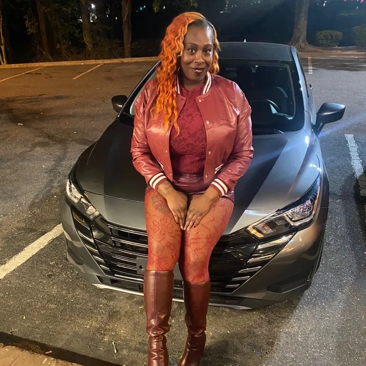 @jicoletheempress