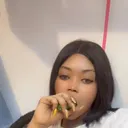 @larrissalabelleduchesse