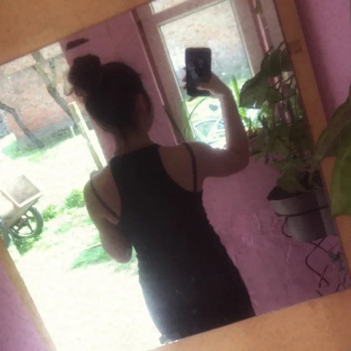 @valaki_1340