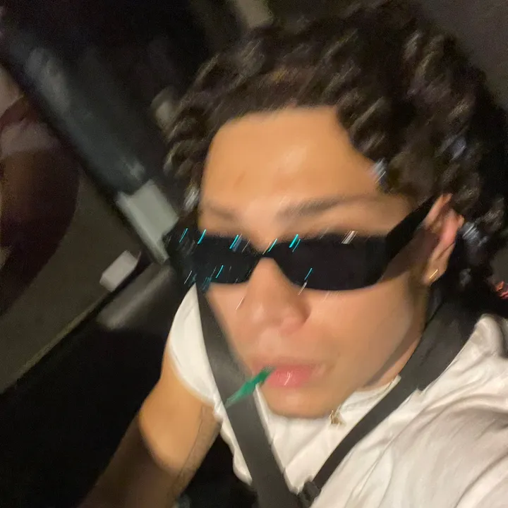 @shadowvlonecee