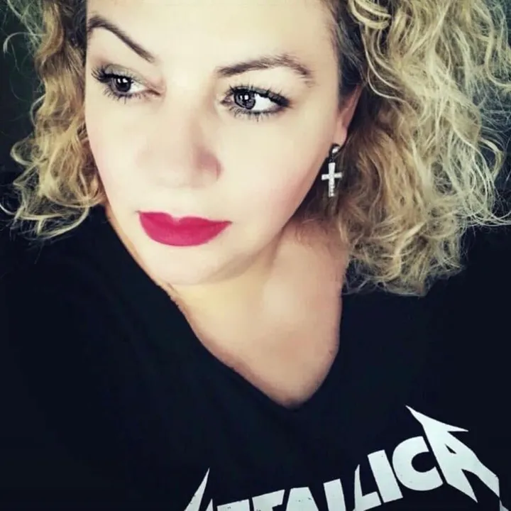 @sandyluque545