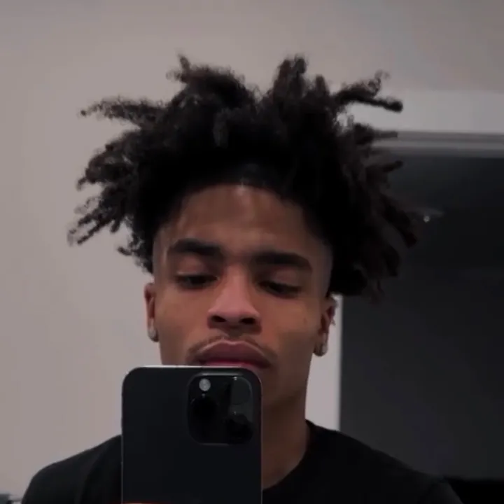 @_itsrb_