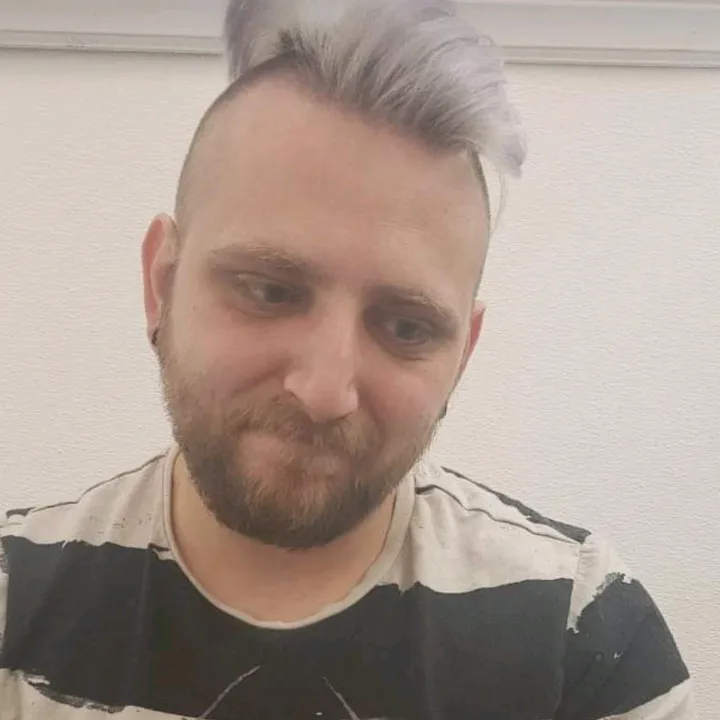 nikhavok