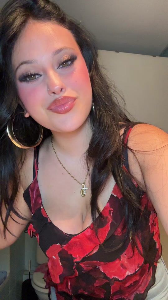 TikTok video thumbnail by alexiaamkp