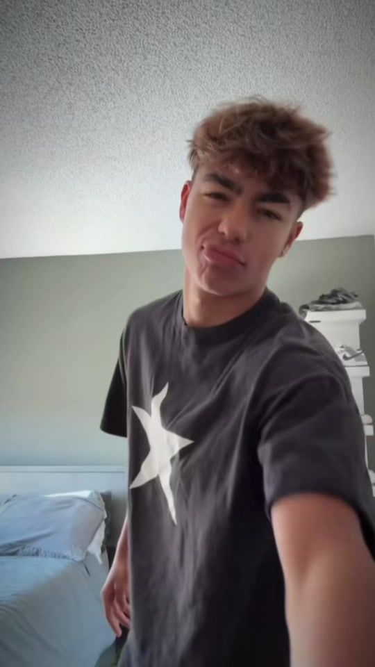 TikTok video thumbnail by idktfiam67