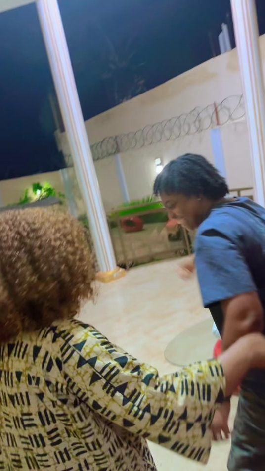 TikTok video thumbnail by lari_splash