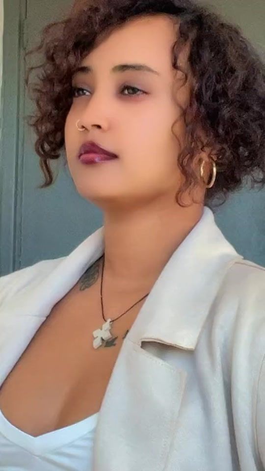 TikTok video thumbnail by emi_habeshawit2
