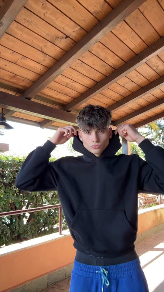 TikTok video thumbnail by paoloro_