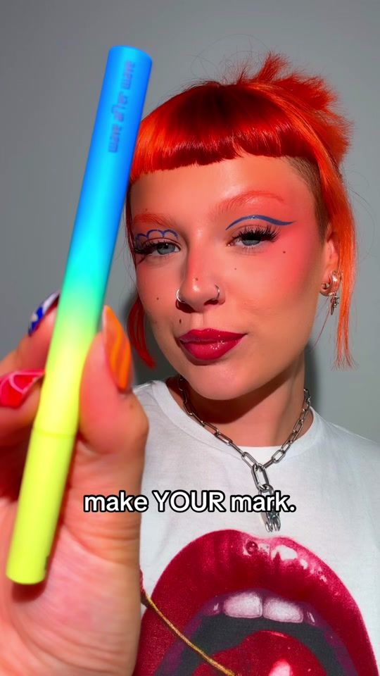 TikTok using Somedays