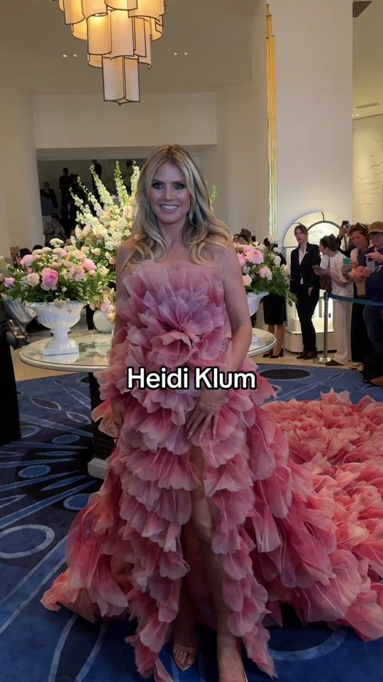TikTok video thumbnail by voguegermany