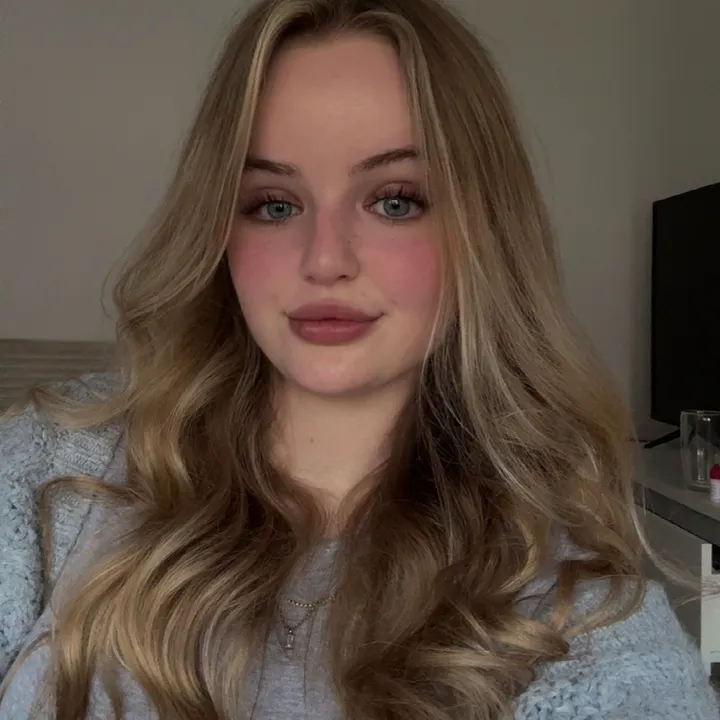 @alinasophieuit