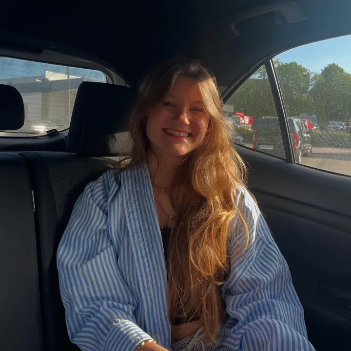 @julia.knv