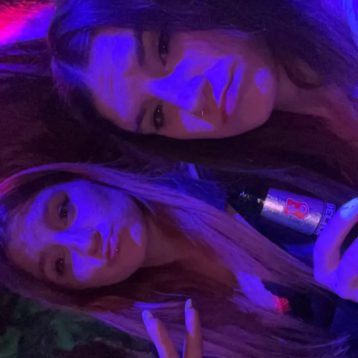 @lana27175