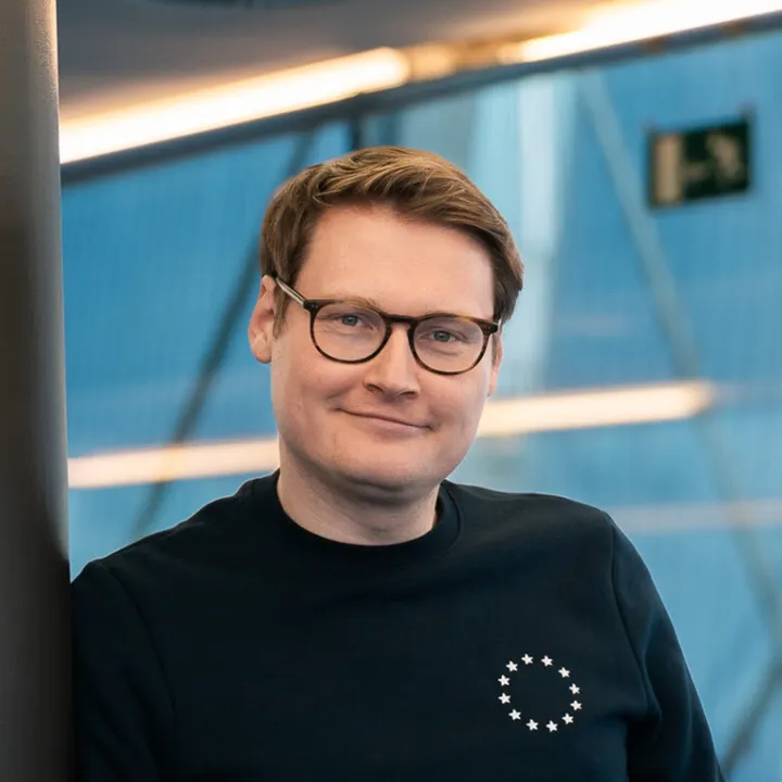 @moritz_koerner