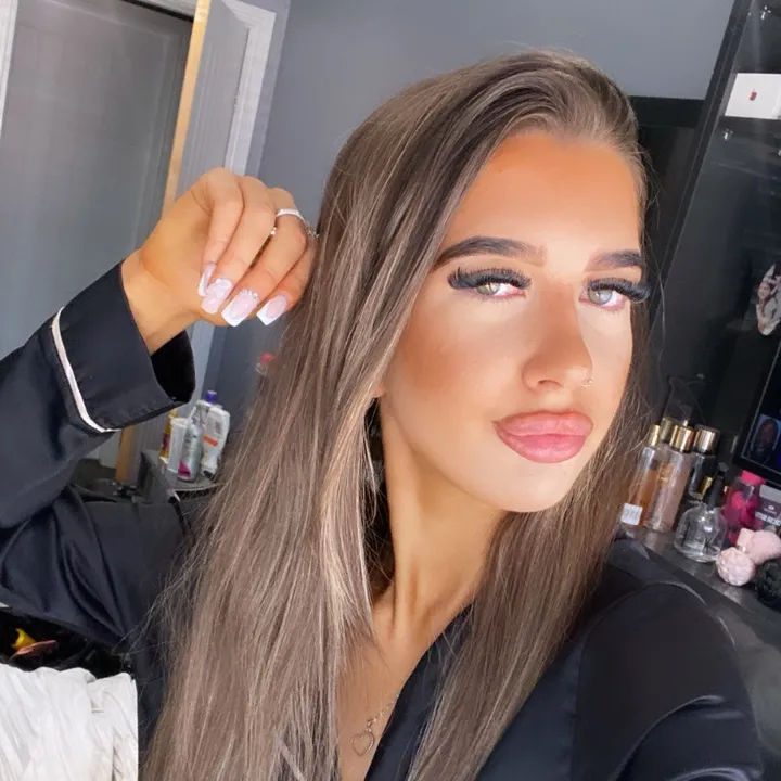 @isabelleyoung.xo