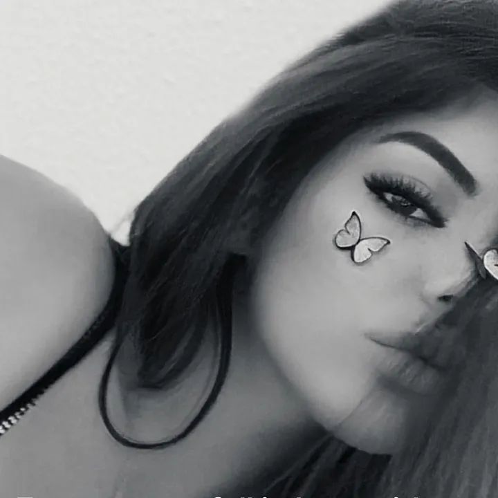 ylenia_.aa
