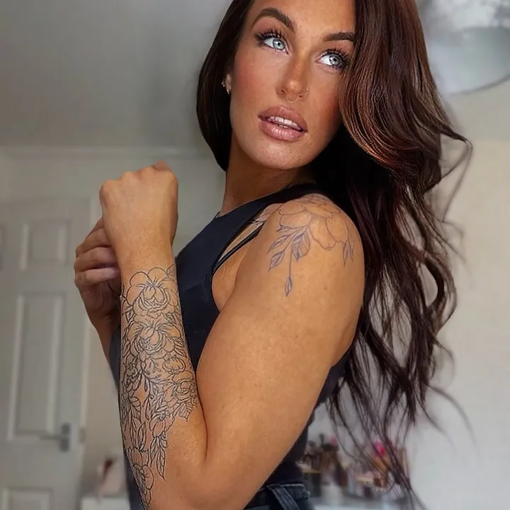 @luccyweston